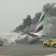 Dubai, panico dentro volo Emirates in fiamme8
