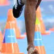 Rio 2016, etiope perde scarpa e scoppia in lacrime4