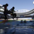 Rio 2016, etiope perde scarpa e scoppia in lacrime2