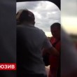 Russia, aereo finisce fuori pista durante atterraggio3