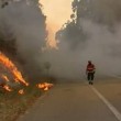 YOUTUBE Marsiglia, incendio distrugge 2700 ettari nell'entroterra2