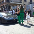 Casamonica, funerali di Nicandro: Ferrari, Maserati nera e petali di fiori FOTO 2