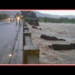 YOUTUBE India: crolla ponte a Mahad, morti e...7