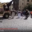 YOUTUBE Praga, attacco Isis in centro ma è...la destra islamofoba3