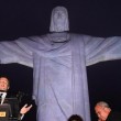 Olimpiadi Rio, il Cristo diventa tricolore. Renzi: "Spero ori azzurri"04