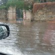 Roma, bomba d'acqua paralizza città: metro in tilt, strade allagate...02