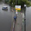 Mosca, non pioveva così da 130 anni: strade e auto sommerse7