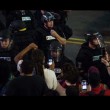 YOUTUBE Usa, nuova notte di scontri a Charlotte: un ferito grave. E' stato di emergenza 7