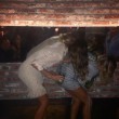 Belen Rodriguez e Andrea Iannone, è love story: baci e balli a Milano FOTO 2