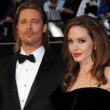 Angelina Jolie blocca Brad Pitt: niente chiamate e sms dopo il divorzio...