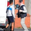 Manchester: baby gang in preda all'alcol uccide conigli, buca gomme, rompe finestre3