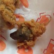 "Testa di topo nel pollo fritto": FOTO denuncia di una mamma. Azienda: "Sono interiora"