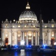 Vaticano, uomo sfonda transenne a Piazza San Pietro FOTO 2