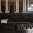 Vaticano, uomo sfonda transenne a Piazza San Pietro FOTO 6
