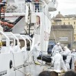 Migranti, al porto di Napoli ne sbarcano 465 03