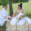 Matrimonio rom dura 4 giorni: sposa con abito da 200mila euro6