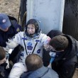 Kate Rubins, astronauta Iss torna sulla Terra e chiama casa FOTO