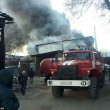 Fabbrica fuochi artificio in fiamme esplode: pompieri fuggono2