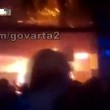 Mangiafuoco incendia discoteca per sbaglio 2 feriti gravi3