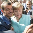 Angela Merkel si ricandida per quarto mandato: "Per la democrazia"09