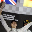 F1, Abu Dhabi: Hamilton vince, ma Rosberg è campione del mondo
