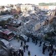 Roma, crolla palazzina ad Acilia per fuga di gas. Disperse mamma e figlia di 9 anni 03