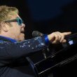 YOUTUBE Elton John canta per George Michael e scoppia in lacrime04