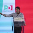 Renzi fa autocritica col Pd: "Referendum straperso". E rilancia Mattarellum03
