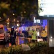 Istanbul, attentato al night club vestiti da Babbo Natale: almeno 35 morti10
