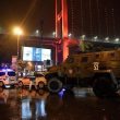Istanbul, attentato al night club vestiti da Babbo Natale: almeno 35 morti06