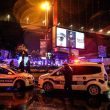 Istanbul, attentato al night club vestiti da Babbo Natale: almeno 35 morti07