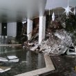 Hotel Rigopiano, il direttore: "Ero fuori per chiamare i soccorsi, spazzaneve mai arrivato"