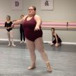 YOUTUBE Lizzy, la ballerina sovrappeso: agile ed elegante contro gli stereotipi