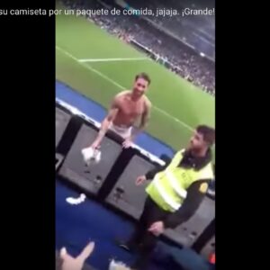 YOUTUBE Sergio Ramos scambia maglietta con prosciutto