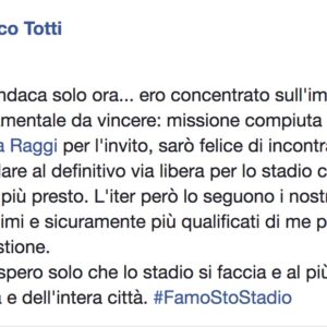 Francesco Totti a Virginia Raggi: "Ci vediamo al brindisi per lo stadio"