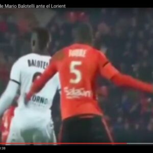 YouTube, Mario Balotelli espulso per 'vaffa' ad arbitro