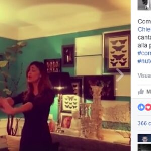 Belen Rodriguez canta: "Come te non c'è nessuno". VIDEO E Chiellini...