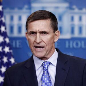 Donald Trump, il consigliere per la sicurezza Flynn si dimette. "Ricattabile dai russi"