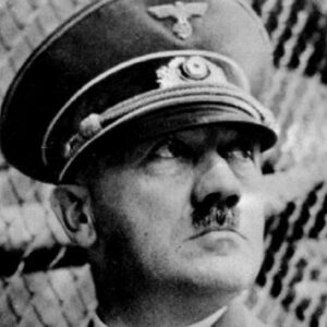 Adolf Hitler "cocainomane", la tesi dello scrittore Norman Ohler