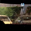 Le auto piene di schegge dopo le esplosioni del Borussa Dortmund