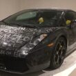 Mostra arte permette di graffiare con chiave Lamborghini Gallardo