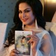 Veena Malik lancia il suo nuovo singolo per le forze armate
