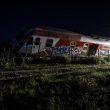 Grecia, treno deraglia e finisce contro una casa: 2 morti, 7 feriti02