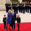 Francia, Lady Macron arriva sola alla proclamazione: il vestito è prestato06
