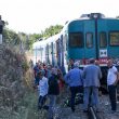 Puglia, scontro frontale tra due treni in Salento: almeno 15 feriti FOTO03