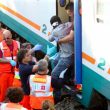 Puglia, scontro frontale tra due treni in Salento: almeno 15 feriti FOTO05