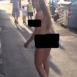 YOUTUBE Bologna, ragazza senza vestiti in giro per la città: "Non avevo voglia di vestirmi"04