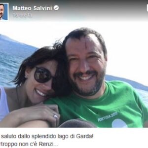 Salvini - Isoardi, pace fatta e nuovo selfie romantico: ma lui ha una cicatrice in fronte