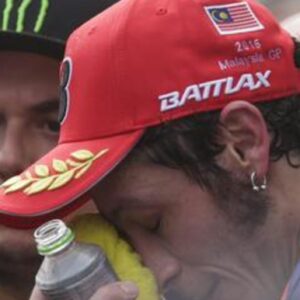 Valentino Rossi, incidente in enduro: frattura di tibia e perone?