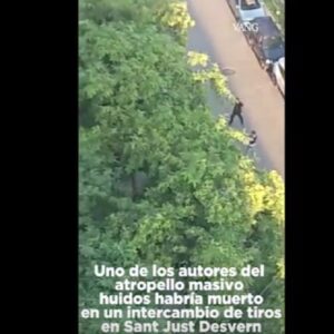 YOUTUBE Attentato Barcellona, sospetto forza posto di blocco e viene ucciso durante una sparatoria